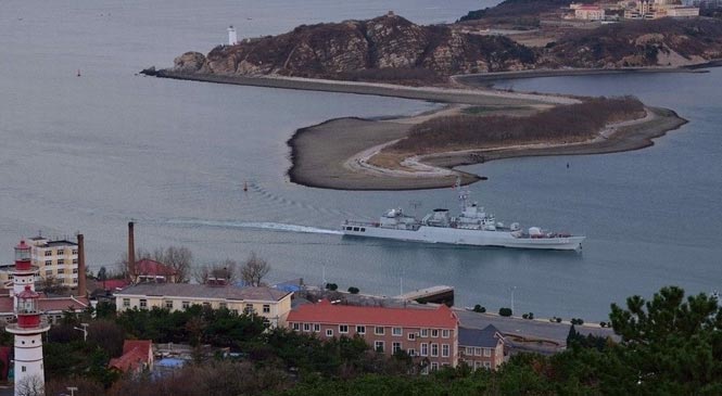 贊！網友俯拍解放軍旅順軍港
