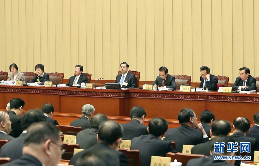 2月23日，十二屆全國人大常委會第三十三次會議在北京人民大會堂開幕。張德江委員長主持會議。 新華社記者　劉衛兵　攝