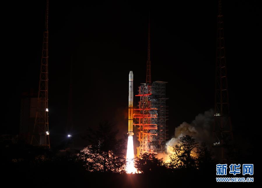 (科技)(3)風(fēng)云二號H星在西昌衛(wèi)星發(fā)射中心成功發(fā)射