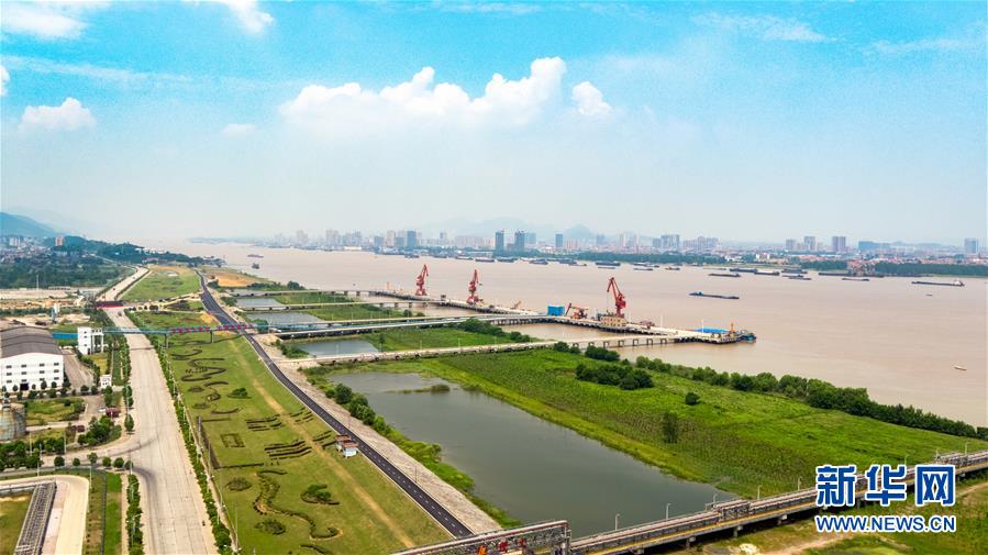 (大江奔流——來自長江經濟帶的報道·新華全媒頭條·圖文互動)(1)打造經濟高質量發(fā)展的強勁引擎——深入推動長江經濟帶發(fā)展述評
