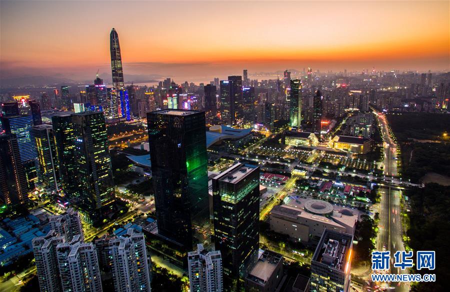 (新華全媒頭條·圖文互動(dòng))(3)開啟全面依法治國(guó)新時(shí)代——黨的十八大以來(lái)全面依法治國(guó)新成就述評(píng)