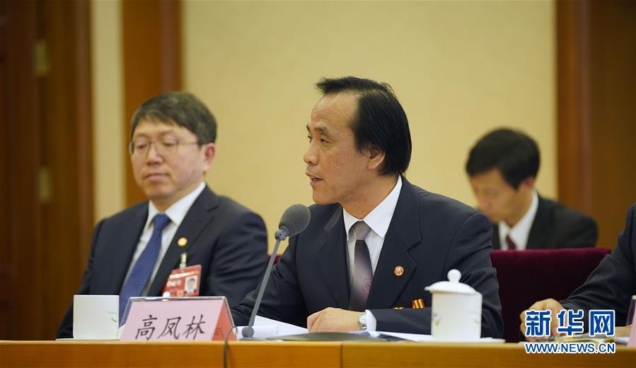 (圖文互動)(3)凝聚奮斗偉力 記取時代足音——工會十七大代表分組討論黨中央致詞