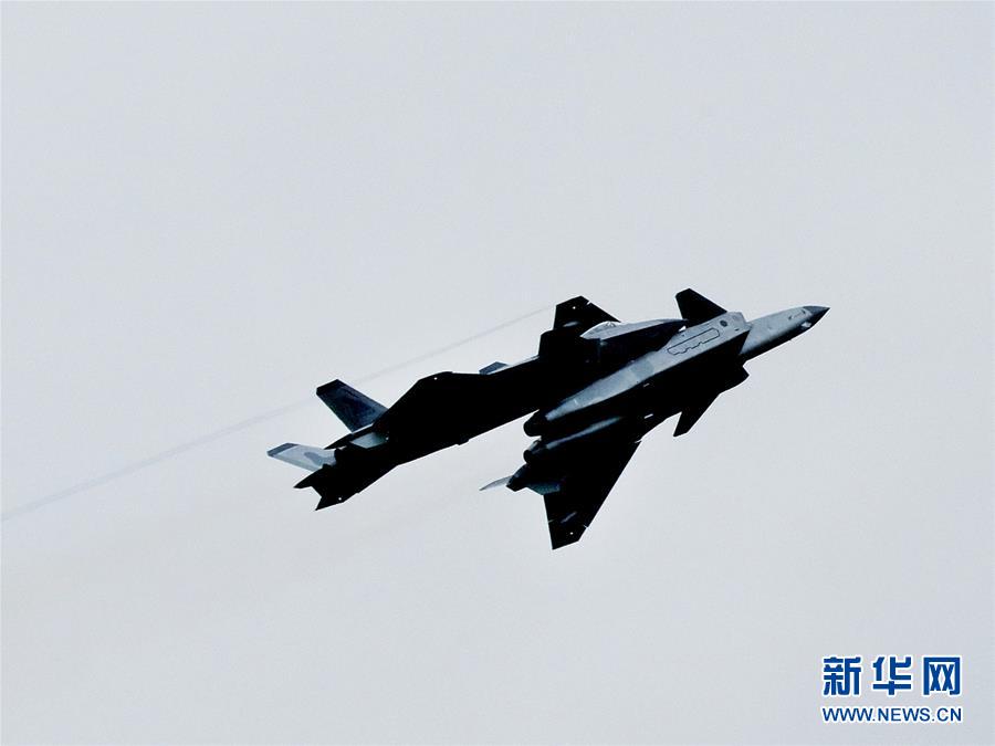 （圖文互動）“殲-20，你不要飛得那么快……”