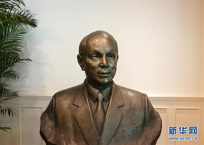 (改革先鋒風采·圖文互動)(1)霍英東:赤子之心 敢為天下先