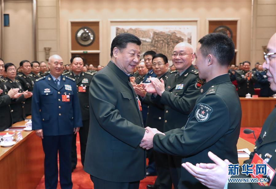 (兩會)(2)習近平出席解放軍和武警部隊代表團全體會議