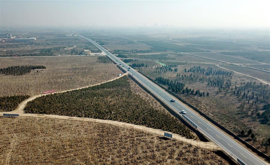 （新華全媒頭條·圖文互動）（3）“京津冀的未來更美好！”——習近平總書記京津冀三省市考察回訪記 