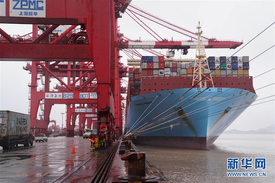 (在習(xí)近平新時(shí)代中國(guó)特色社會(huì)主義思想指引下·將改革開(kāi)放進(jìn)行到底·大國(guó)之約)(新華全媒頭條·圖文互動(dòng))(1)潮起東方浪涌時(shí)——來(lái)自對(duì)外開(kāi)放前沿的時(shí)代強(qiáng)音