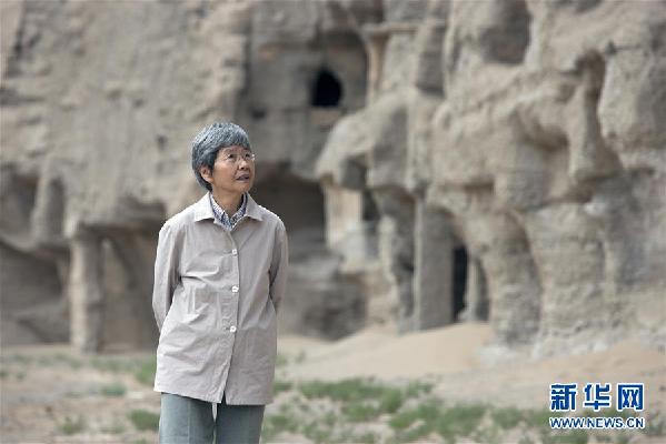 (愛(ài)國(guó)情 奮斗者·圖文互動(dòng))(2)似水如沙久相伴——記敦煌研究院名譽(yù)院長(zhǎng)樊錦詩(shī)