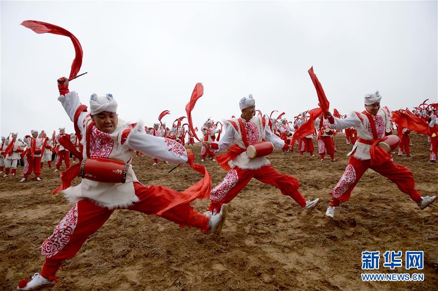 (新華全媒頭條·圖文互動)(6)春暉沐浴寶塔山——寫在延安各縣整體脫貧摘帽之際