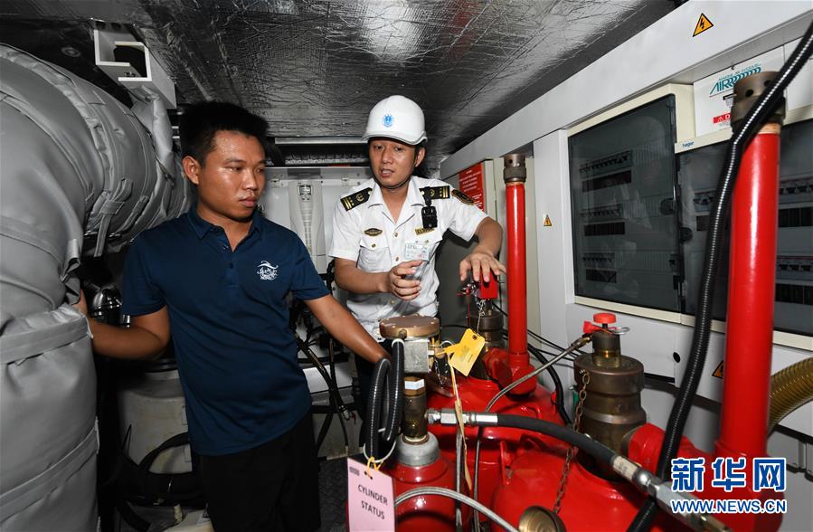 (社會(huì))(1)三亞海事局“五聯(lián)共建”助力游艇產(chǎn)業(yè)健康發(fā)展