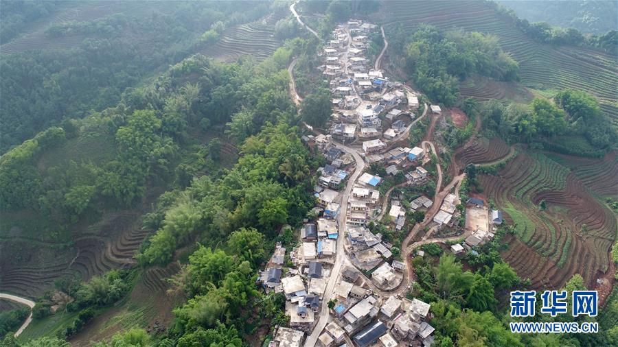 (直過民族脫貧攻堅(jiān)·圖文互動(dòng))(8)“人類童年·西盟佤部落”成長記