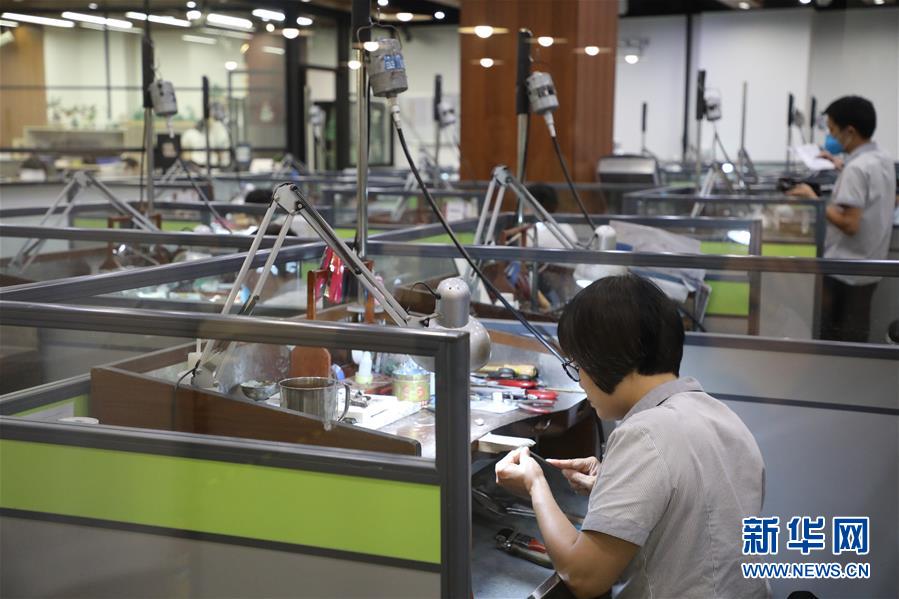 (新華全媒頭條·圖文互動(dòng))(6)以高質(zhì)量發(fā)展理念破解難題——廣東順德村級(jí)工業(yè)園改造實(shí)錄