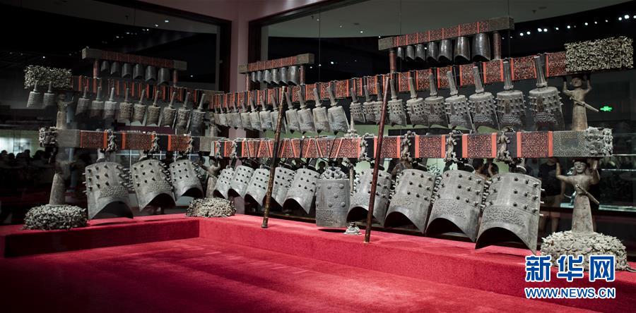 (新華調(diào)查·新中國考古重大發(fā)現(xiàn)·圖文互動)(1)“音樂寶藏”曾侯乙墓:“爆款”的中華文明悅耳之音