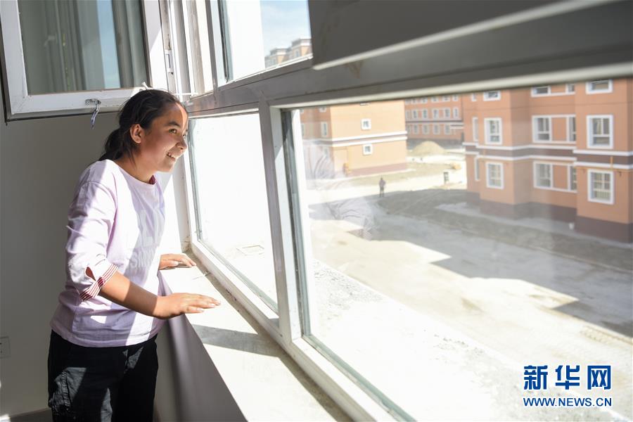 （決戰決勝脫貧攻堅·圖文互動）（2）拋在舊鄉的“火墻”——新疆易地扶貧搬遷安置點見聞