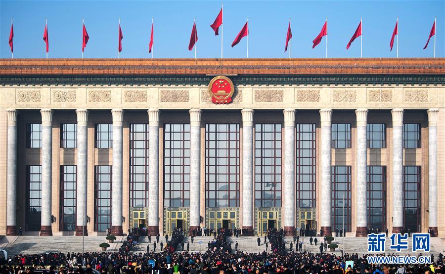 (新華全媒頭條·圖文互動(dòng))(3)在民主法治的道路上砥礪奮進(jìn)——寫在全國人民代表大會(huì)成立65周年之際