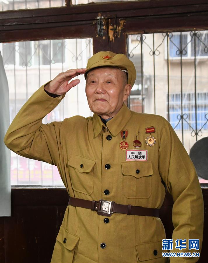 （壯麗70年·奮斗新時代——共和國榮光）（1）張富清：緊跟黨走，做黨的好戰士