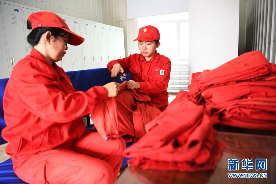 （圖文互動）（4）當好標桿旗幟 建設百年油田——寫在大慶油田發現60周年之際