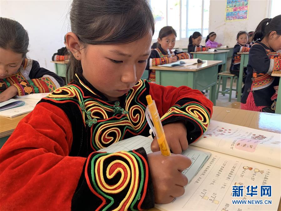 (新華全媒頭條·圖文互動)(3)讓各民族手足相親守望相助——以習近平同志為核心的黨中央關心少數民族和民族工作紀實