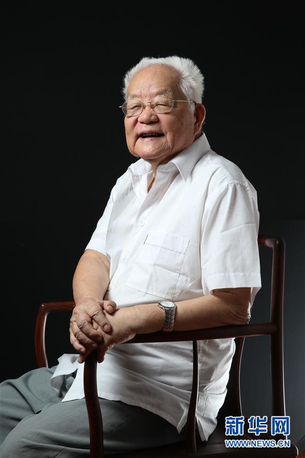 (壯麗70年·奮斗新時(shí)代——共和國(guó)榮光·圖文互動(dòng))(1)吳文俊:創(chuàng)“中國(guó)方法”,尋數(shù)學(xué)之“道”