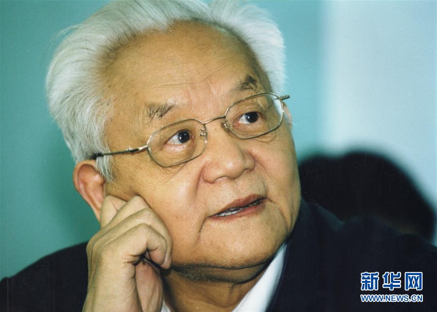 (壯麗70年·奮斗新時(shí)代——共和國(guó)榮光·圖文互動(dòng))(3)吳文俊:創(chuàng)“中國(guó)方法”,尋數(shù)學(xué)之“道”