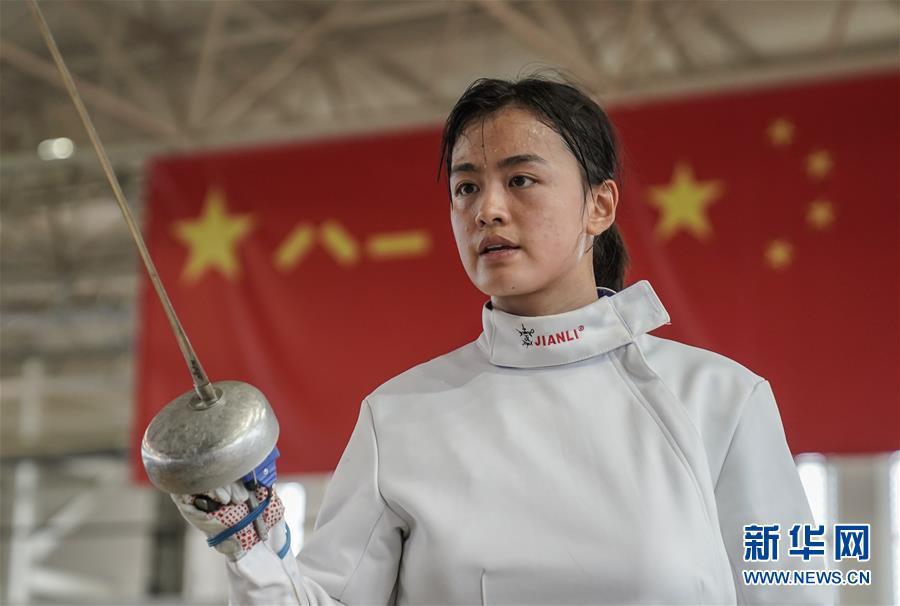 (軍運(yùn)會·圖文互動)(21)斗志昂揚(yáng)創(chuàng)佳績 壯懷激烈展雄風(fēng)——八一空軍五項(xiàng)隊成長記(配本社同題文字稿)