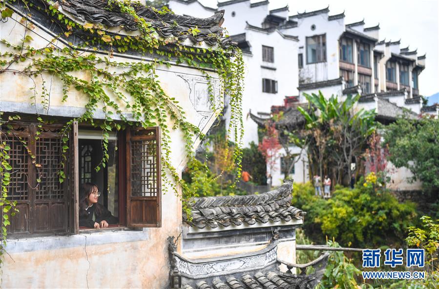 （圖文互動）（2）鄉村攝影師、鄉村“模特”、民宿店主——鄉村旅游推動婺源農民生活方式發生新變化