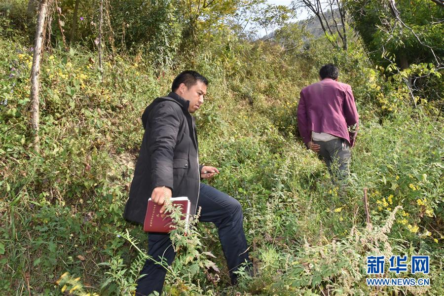 (新華全媒頭條·圖文互動(dòng))(1)干部去哪兒了?——貴州干部大規(guī)模下沉脫貧攻堅(jiān)一線紀(jì)實(shí)