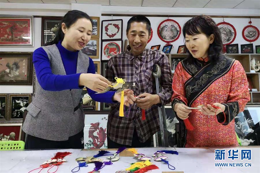 (圖文互動)(2)中國東極故事之二:“魚皮匠”李春喜迎“雙喜”