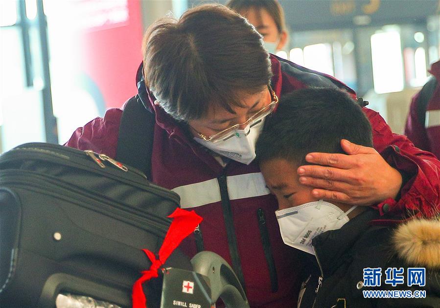 (新華全媒頭條·圖文互動)(20)萬眾一心迎挑戰 眾志成城戰疫情——全國總動員打響疫情防控阻擊戰紀實