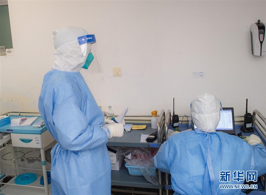 （新型冠狀病毒感染的肺炎疫情防控）（6）鏡頭下的一線醫護人員