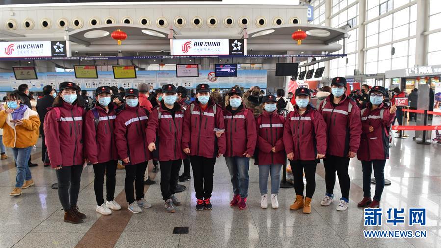 （新華全媒頭條·圖文互動）（5）黨旗，高高飄揚在防控疫情斗爭第一線——各級黨組織和廣大黨員干部投身疫情防控阻擊戰紀實