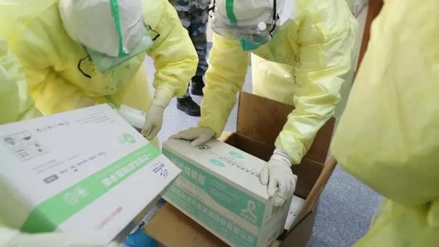 共同戰(zhàn)“疫”,我們能贏!