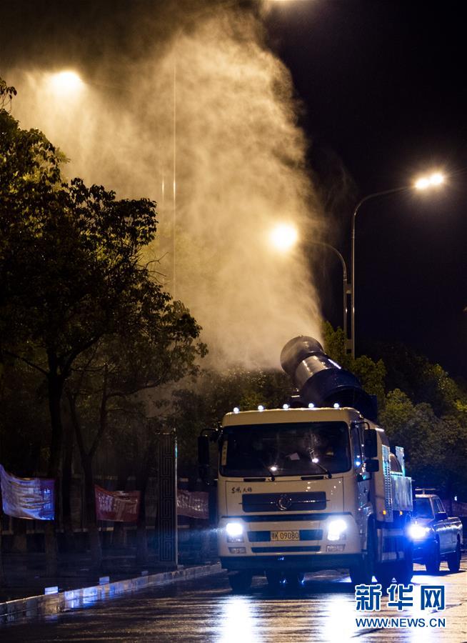 (聚焦疫情防控·圖文互動)(1)確診數(shù)全國第二的孝感抗疫形勢如何?來看記者現(xiàn)場直擊