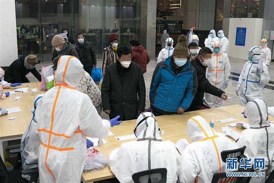 （新華全媒頭條·圖文互動）（7）托舉生命的方舟——方艙醫院建設記