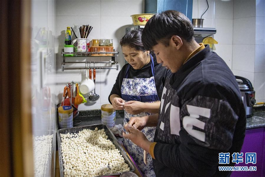 (圖文互動(dòng))(6)新春的期盼 別樣的藏歷年——西藏各族群眾迎接藏歷年見(jiàn)聞