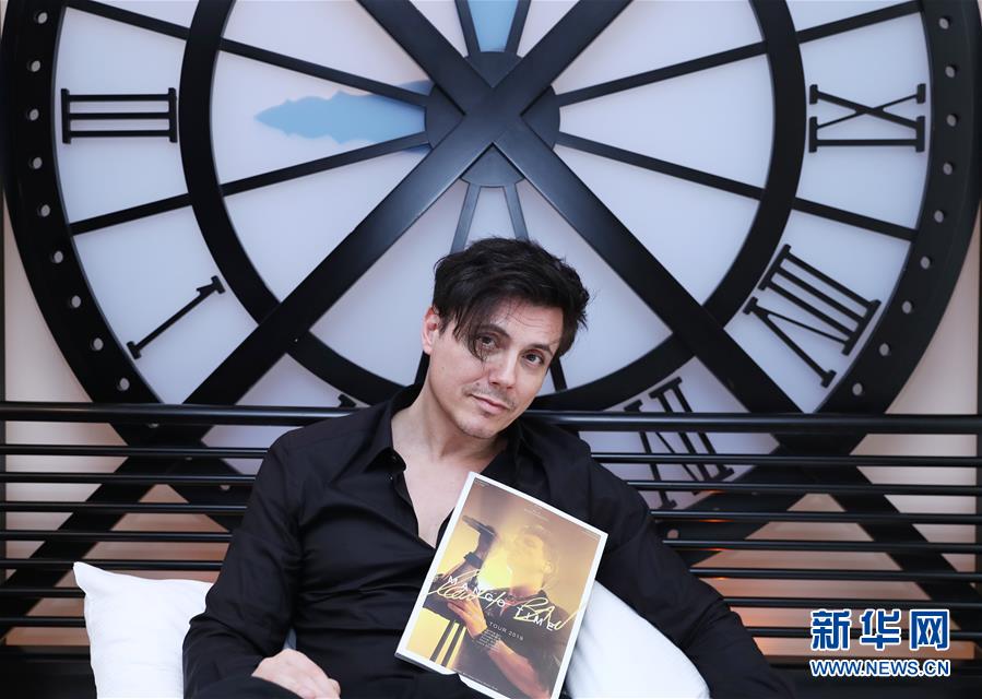 （國際·圖文互動）（1）通訊：手牽手，我們共同驅散陰霾——法國音樂人創作抗疫歌曲背后的故事