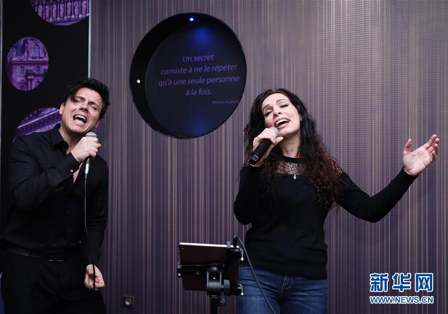 （國際·圖文互動）（4）通訊：手牽手，我們共同驅散陰霾——法國音樂人創作抗疫歌曲背后的故事