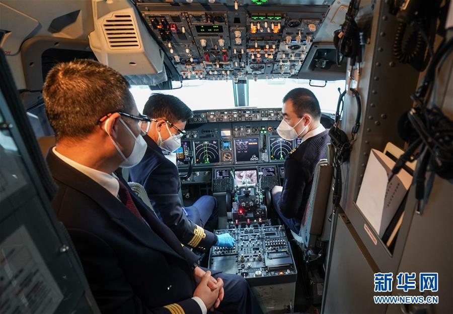 (新華全媒頭條·圖文互動(dòng))(10)武漢重啟,不負(fù)春天——寫在武漢“解封”之際