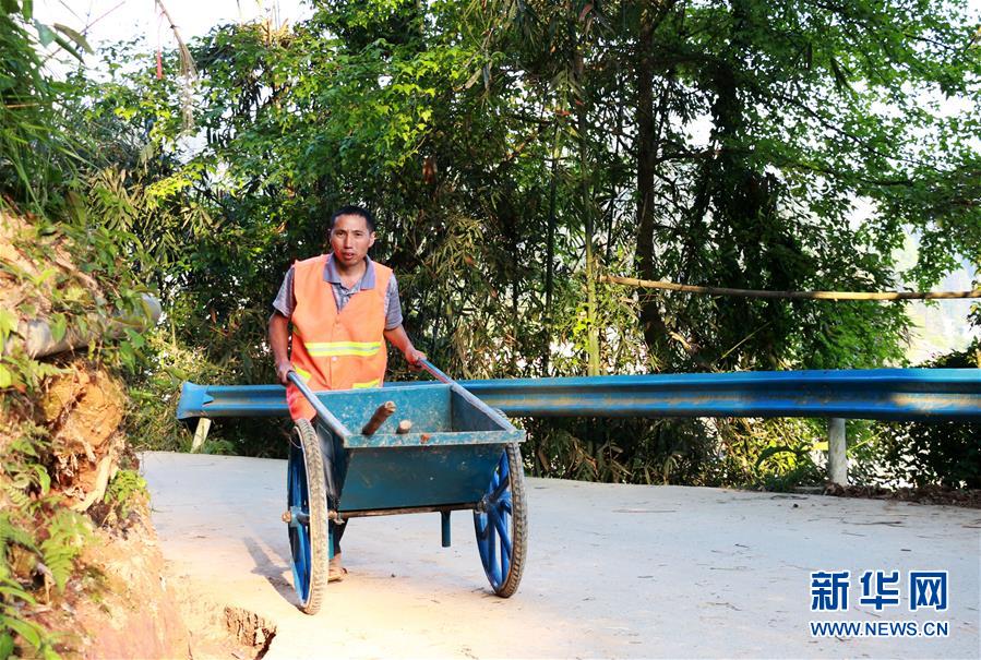 （在習近平新時代中國特色社會主義思想指引下——新時代新作為新篇章·習近平總書記關(guān)切事·圖文互動）（10）啃下最后的硬骨頭——脫貧攻堅掛牌督戰(zhàn)進行時