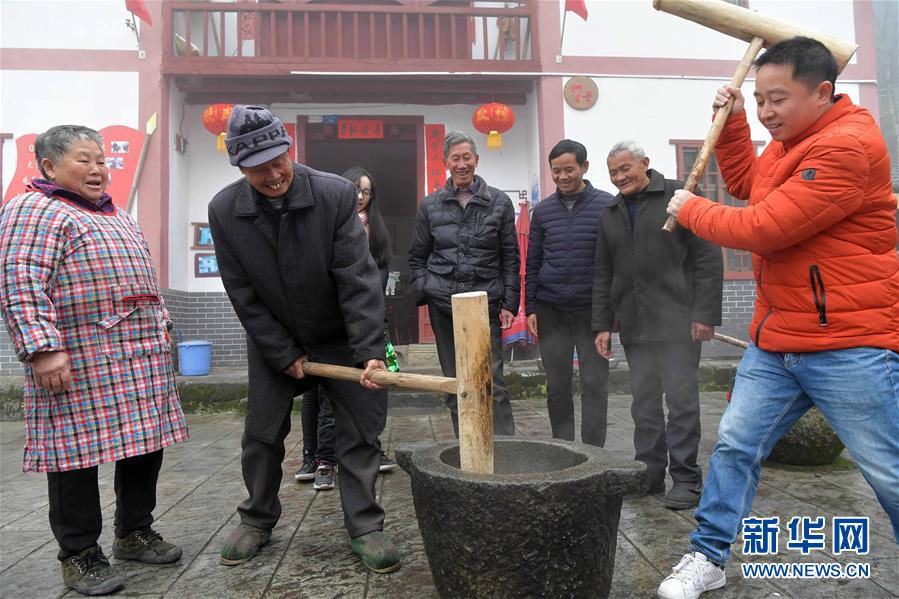 (新華全媒頭條·圖文互動)(3)歷史坐標見證初心使命——寫在江西革命老區貧困縣全部摘帽之際