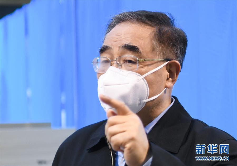 （聚焦疫情防控·圖文互動）（7）分秒必爭！一切為了治病救人——中國抗疫生命至上的生動實踐