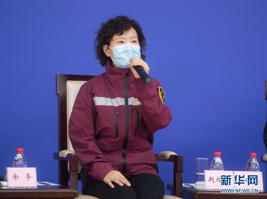 （聚焦疫情防控·圖文互動）（5）分秒必爭！一切為了治病救人——中國抗疫生命至上的生動實踐