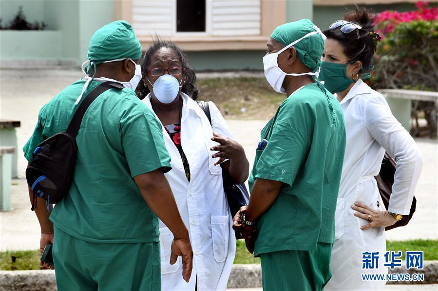 (海外抗疫故事·圖文互動)(6)通訊:“比起待在家里,我更想幫助別人”——記古巴信息科技大學(xué)集中隔離點的師生志愿者