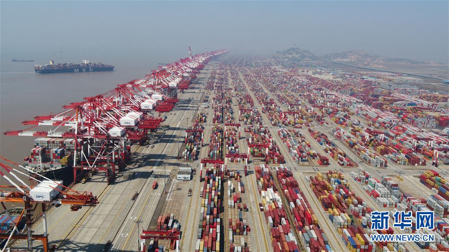 (新華全媒頭條·兩會精神看落實·圖文互動)(9)培育新機 開辟新局——落實全國兩會精神激發經濟發展新動能述評