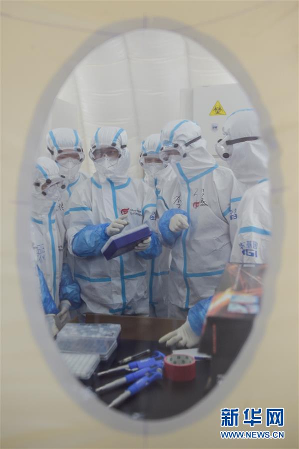 (聚焦疫情防控)(12)探訪北京首座氣膜版“火眼”核酸檢測實(shí)驗(yàn)室