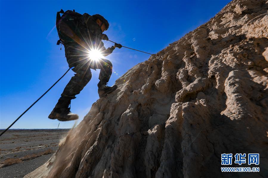 (圖文互動(dòng))(5)武警部隊(duì)抓好常態(tài)化疫情防控條件下“魔鬼周”極限訓(xùn)練