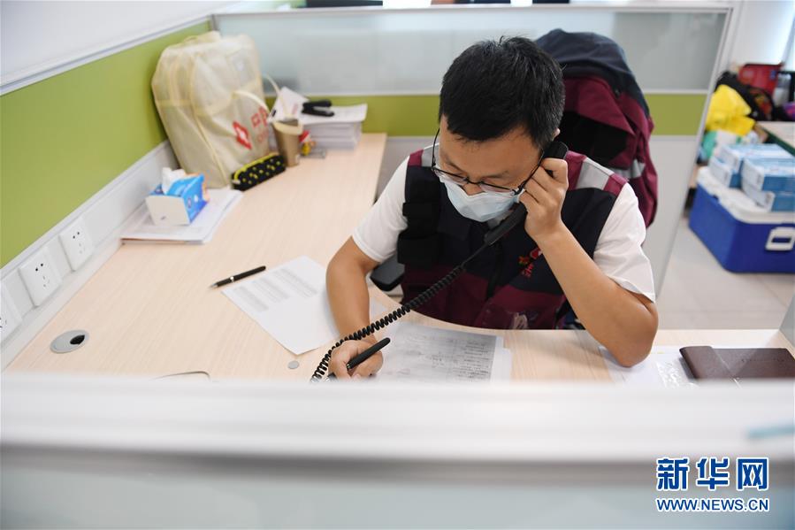 (新華全媒頭條·圖文互動)(2)首都再戰“疫”,難忘40天——寫在北京應急響應級別降級之際