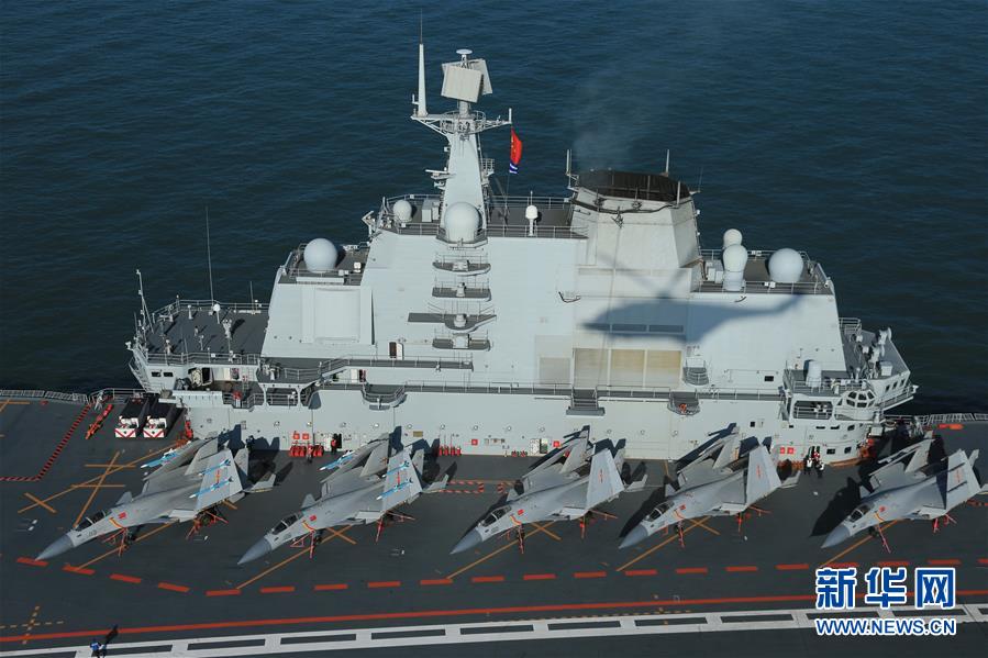 (在習(xí)近平強軍思想指引下·我們在戰(zhàn)位報告·圖文互動)(8)奮飛在新時代的海天——海軍某艦載航空兵部隊備戰(zhàn)打仗記事