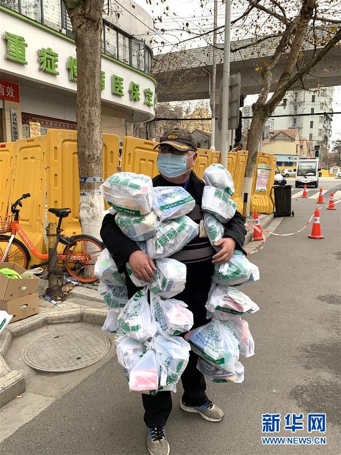 (新華全媒頭條·圖文互動)(8)同舟共濟戰“疫”記——中國抗擊新冠肺炎疫情全紀實