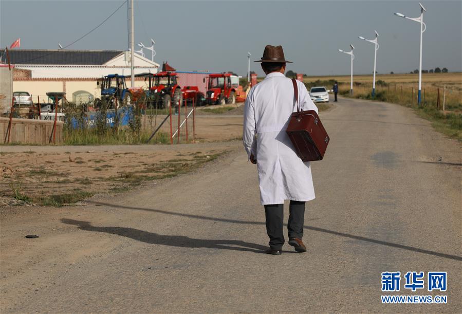 (圖文互動)(7)村醫斗拉加的堅守